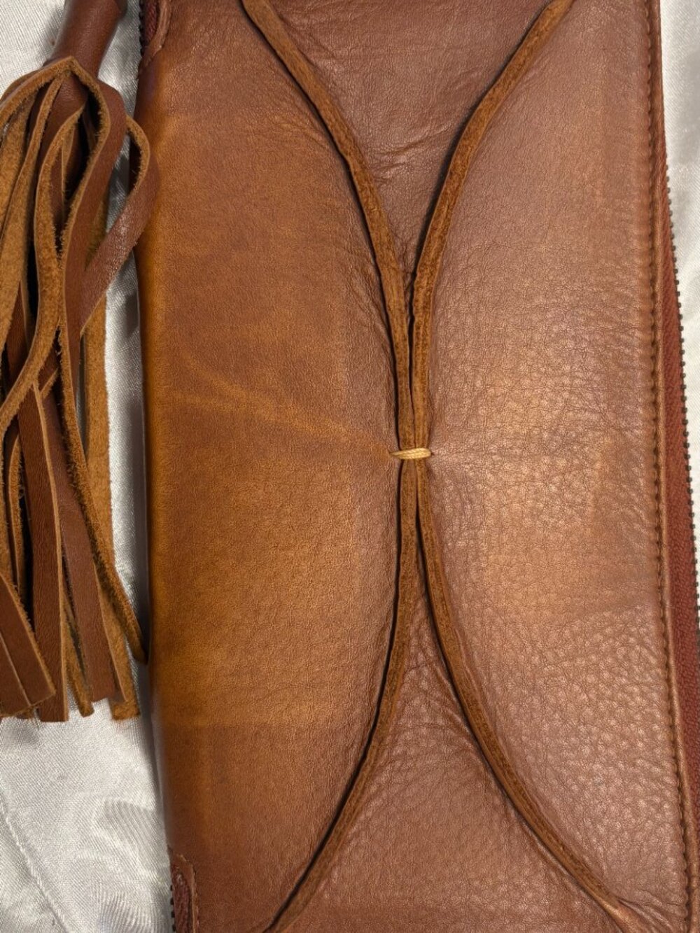 RETIRED Lisa Leonard Designs Boho Leather Zip-Around Wallet Used Like New